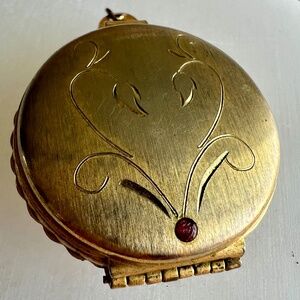 Vintage Gold-Tone Double Photo Locket Patent Pending Etched Floral Heart Motif